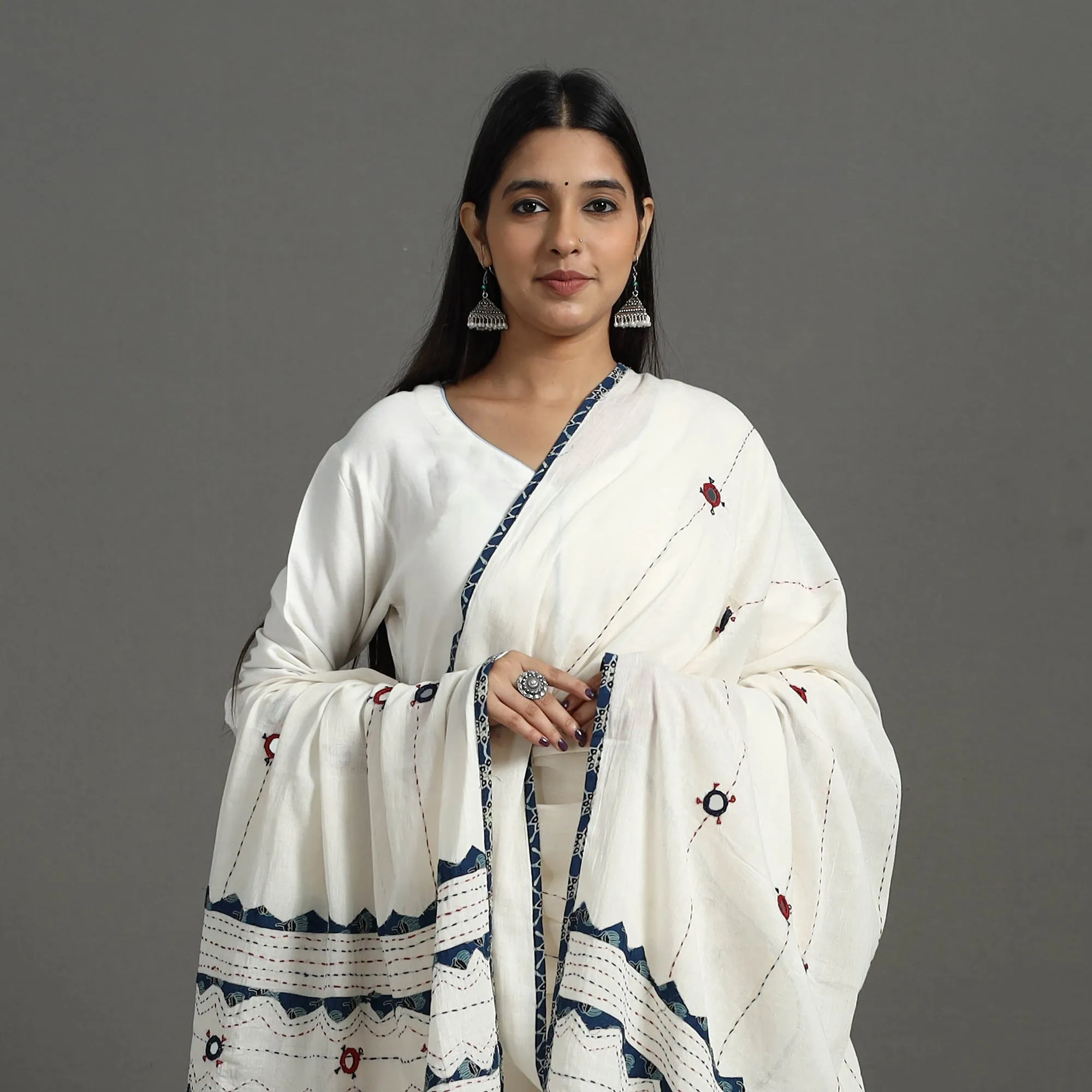 Applique Patchwork Cotton Tagai Kantha Dupatta 78